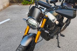 Triumph scrambler 400 x