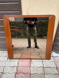 Specchio in legno
