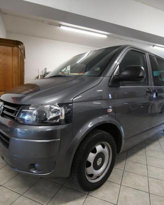 VOLKSWAGEN Multivan 2.0 TDI 140cv Comfortline