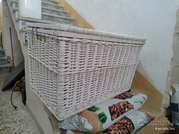 cassapanca in vimini 