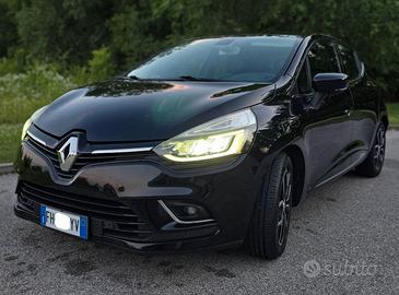 Renault Clio "Intens" - full optional