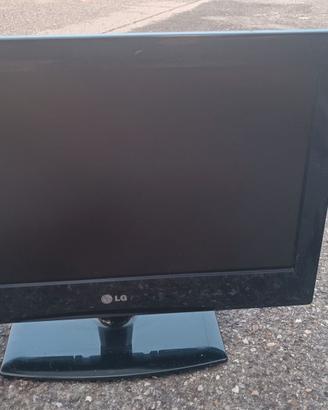TV LG 19'' modello 19LE3308