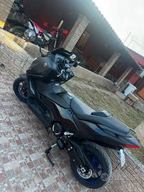 Tmax 560