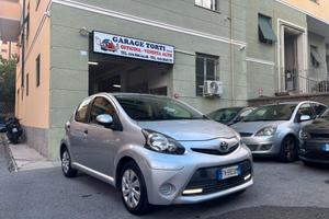 Toyota Aygo 1.0 12V VVT-i 5 porte Active Connect