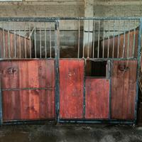 Box in legno per cavalli