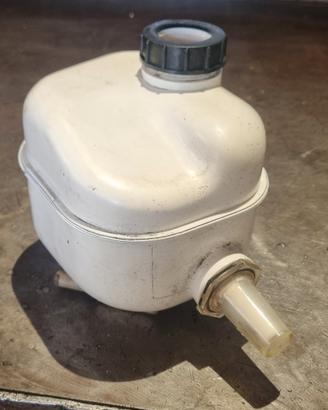 serbatoio olio mix per Vespa piaggio P200E.
