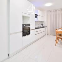 Bilocale completamente ristrutturato a Merano - Vi