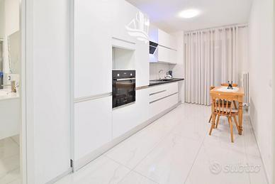 Bilocale completamente ristrutturato a Merano - Vi