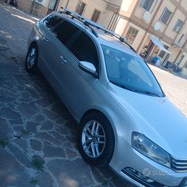 Volkswagen Passat B7 Var.  1.6 TDI 