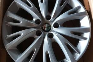 Cerchi in lega originali Alfa Romeo GIULIETTA 17"