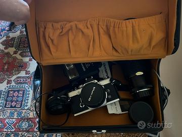 Fotocamera olympus om-1 reflex analogica