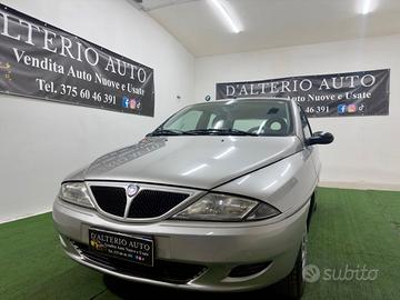 Lancia Y 1.2i 16V cat LX