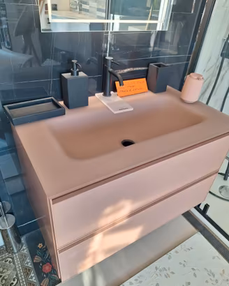 MOBILE BAGNO
