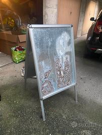 Cavalletto per negozio