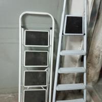 n.2 scaletti
