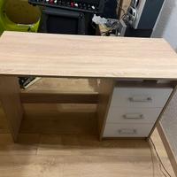 Scrivania  120x50  altezza 75