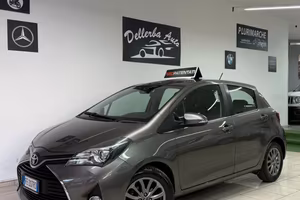 Toyota Yaris 1.0 5 porte Lounge