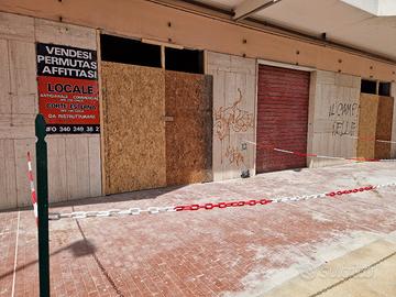 Magazzino/box in zona stazione Giulianova Via Zola