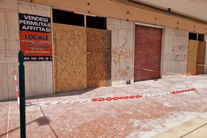 Magazzino/box in zona stazione Giulianova Via Zola