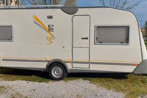 Roulotte Knaus Sudwind 4 posti letto