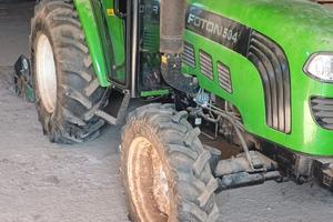 Trattore  50 cavalli con fresa, retro escavatore