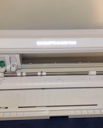 Silhouette Cameo 4 PLUS