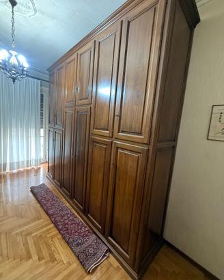 Armadio in buono legno