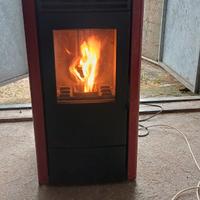 Stufa a pellet Ravelli