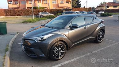 Toyota C-HR C-HR I 2018 1.8h Trend 2wd e-cvt