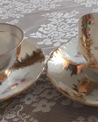 set tazzine con piattino e bricco latte