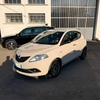 Lancia Ypsilon 1.2 69 CV 5 porte GPL Ecochic Gold