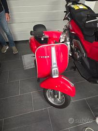 Vespa 50 Special 4 marce faro quadrato