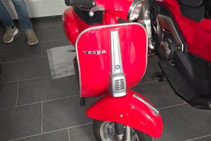 Vespa 50 Special 4 marce faro quadrato