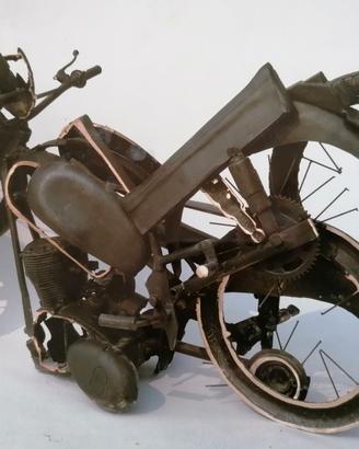 Arman Pierre Fernandez  "Carousell"