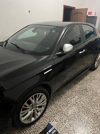 Alfa romeo giulietta (versione veloce)