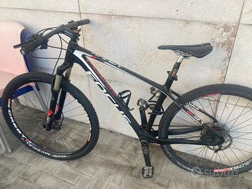 Bike focus raven