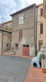 3 LOCALI A MOROLO
