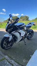 HONDA CBR1000 RR