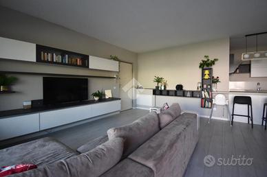 3 LOCALI A CASTIGLIONE DELLE STIVIERE