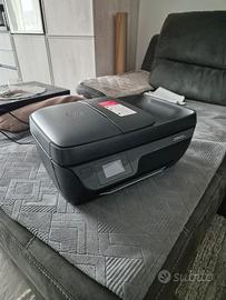 Stampante HP con cartuccia nuova