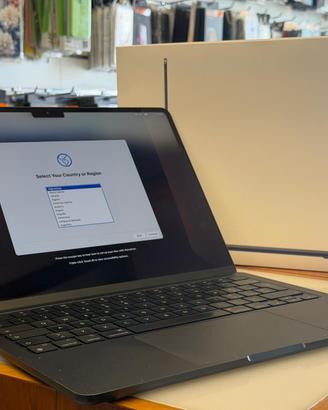MACBOOK AIR 13.6" 2024 M3 8GB/512GB CON GARANZIA