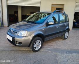 Fiat Panda 1.3 DIESEL. 4x4. GANCIO TRAINO