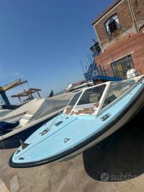 Coronet 17 con Johnson 115hp fuoribordo