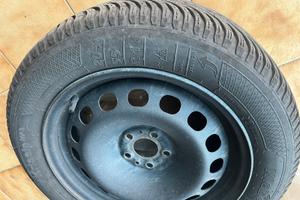 Gomme Invernali 205/55 R16 Kleber + Cerchi 500L