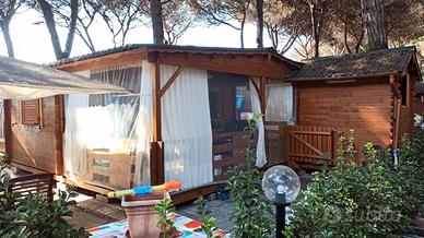 piazzola attrezzata con roulotte e preingresso