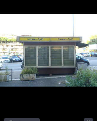 Edicola a Largo La Loggia