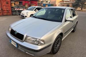 SKODA Octavia 1.9 TDI cat Wagon 4WD SLX perfetta