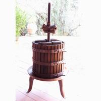 Torchio antico da uva