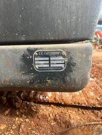 ESCAVATORE HYUNDAI 320 Q.LI