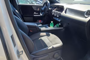 MERCEDES -benz GLA 200 Automatic-unico PROPR.